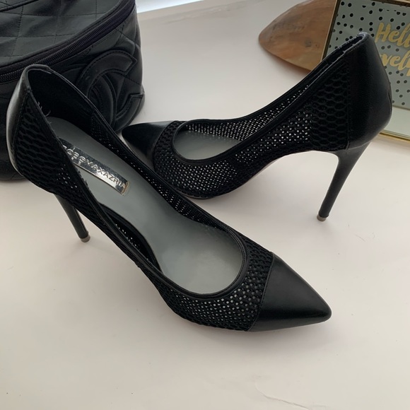 Bcbg Max Azria Mesh Ma-Kassia Pump - Picture 2 of 10